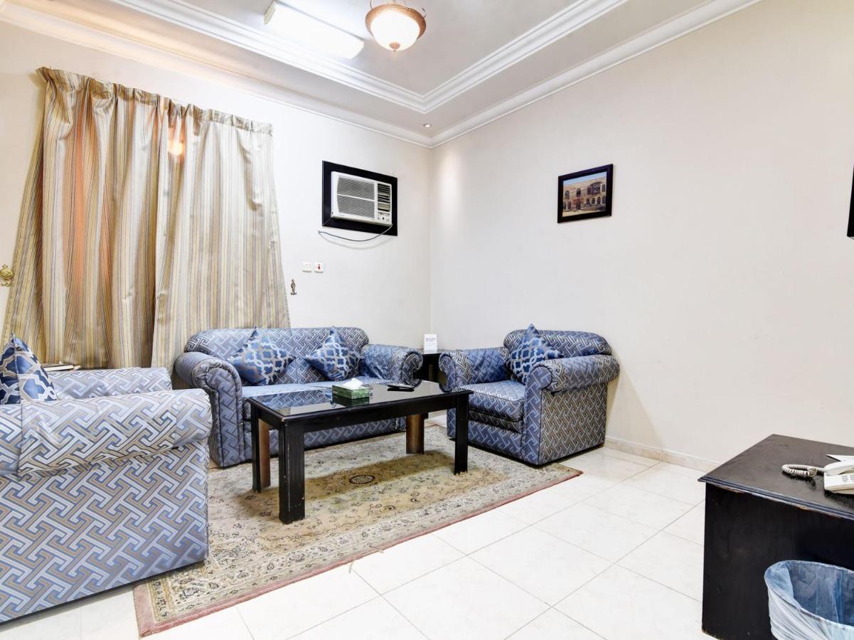 رونزا للوحدات السكنية المفروشة Rwnza Hotel Apartments Tabuk Esterno foto