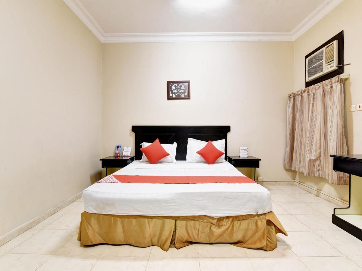 رونزا للوحدات السكنية المفروشة Rwnza Hotel Apartments Tabuk Esterno foto